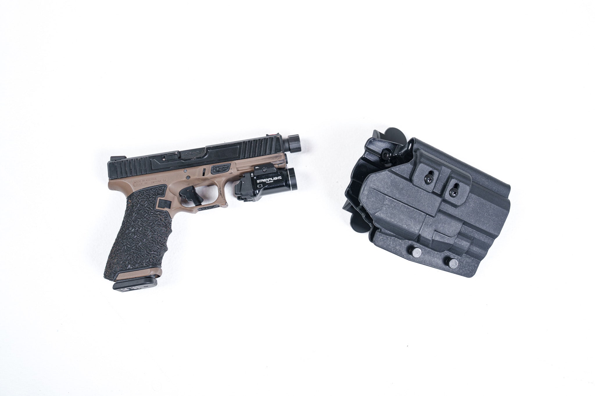 International V2 Holster Universal w/Light – Comp-Tac